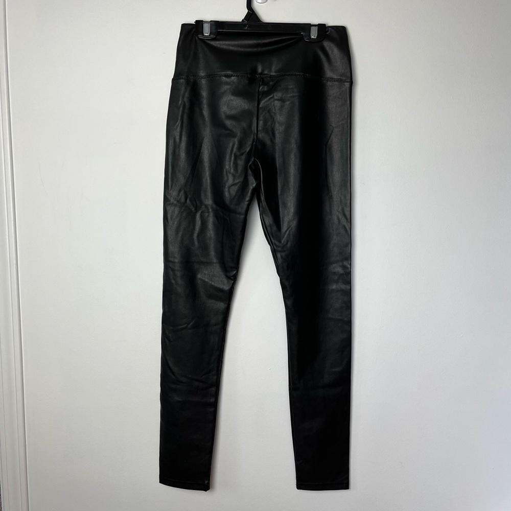 7 FOR ALL MANKIND Black Faux Leather Leggings Pants NWT XS - Picture 7 of 9
